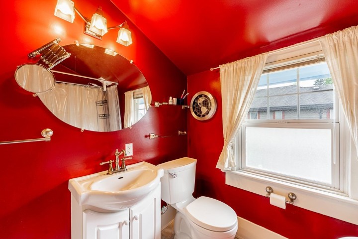 Photo 24 at 264 W Queens Road, Upper Lonsdale, North Vancouver