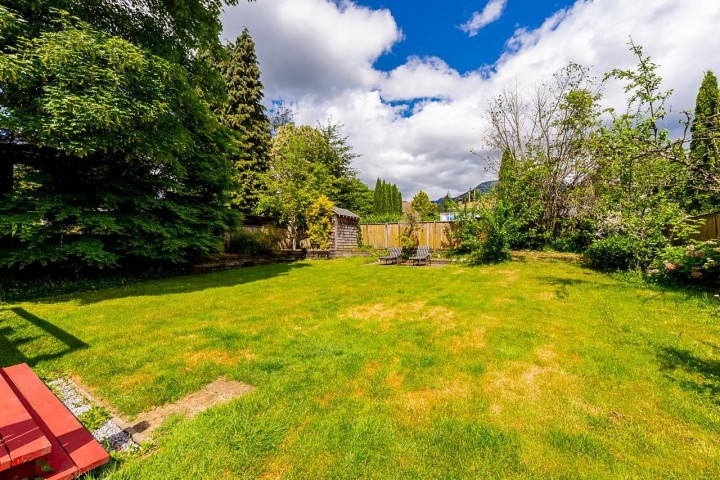 Photo 34 at 264 W Queens Road, Upper Lonsdale, North Vancouver