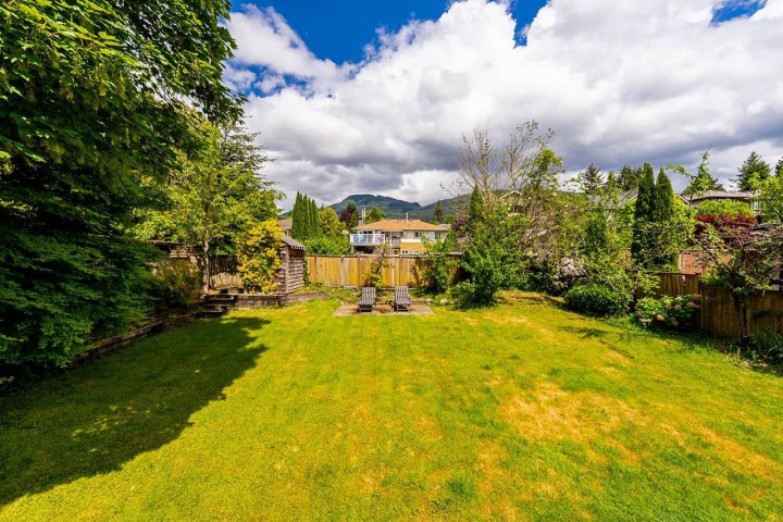 Photo 33 at 264 W Queens Road, Upper Lonsdale, North Vancouver
