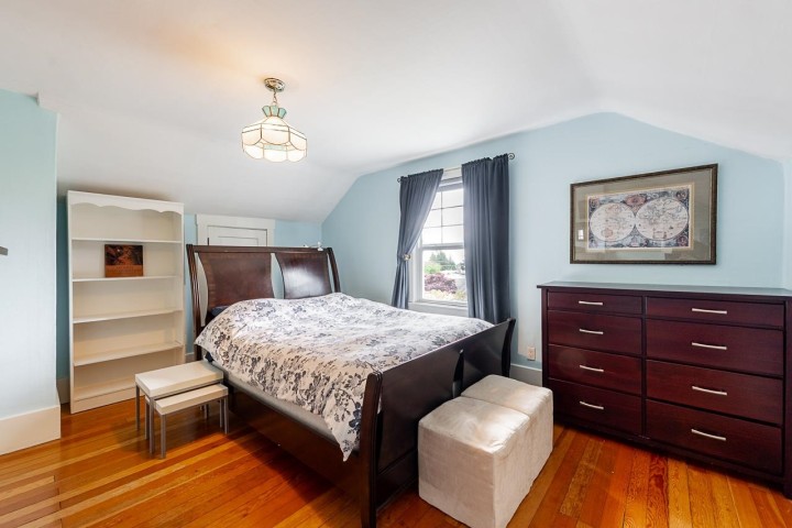Photo 19 at 264 W Queens Road, Upper Lonsdale, North Vancouver