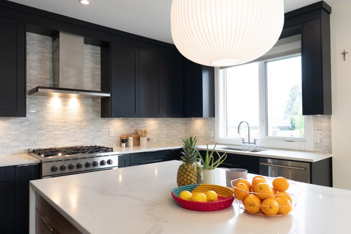Photo 9 at 900 Hendry Avenue, Boulevard, North Vancouver
