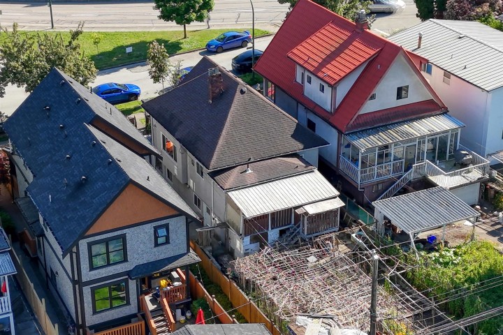 Photo 6 at 1349 E 14th Avenue, Grandview Woodland, Vancouver East