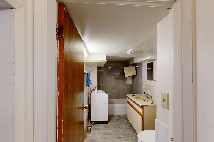 Photo 12 at 1349 E 14th Avenue, Grandview Woodland, Vancouver East