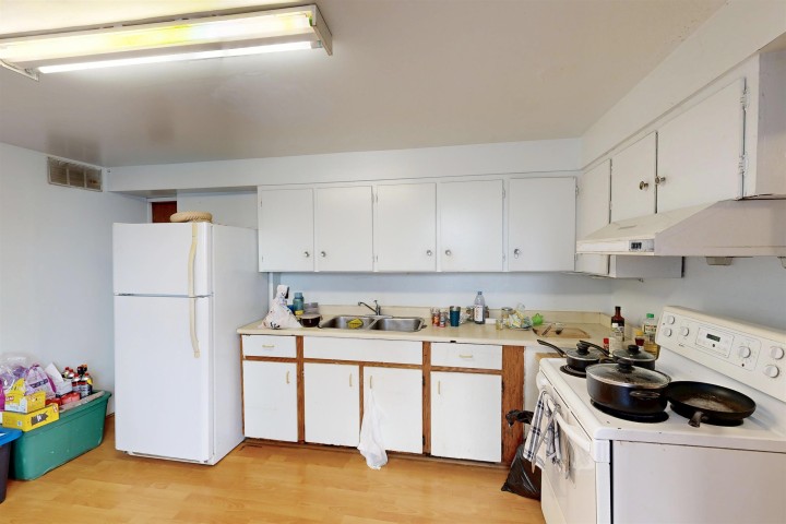 Photo 10 at 1349 E 14th Avenue, Grandview Woodland, Vancouver East