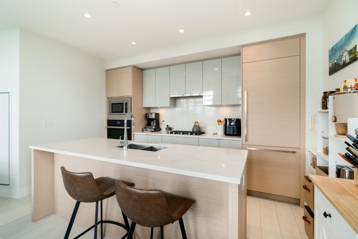 Photo 10 at 309 - 3438 Sawmill Crescent, South Marine, Vancouver East