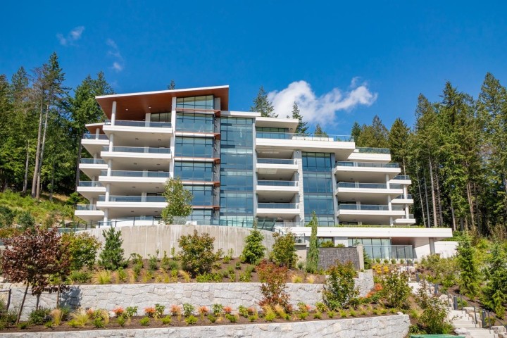 Photo 1 at 302 - 2958 Burfield Place, Cypress Park Estates, West Vancouver