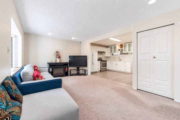 Photo 6 at 3335 Dieppe Drive, Renfrew Heights, Vancouver East