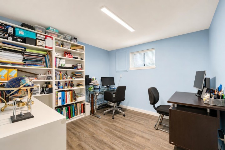 Photo 12 at 3335 Dieppe Drive, Renfrew Heights, Vancouver East