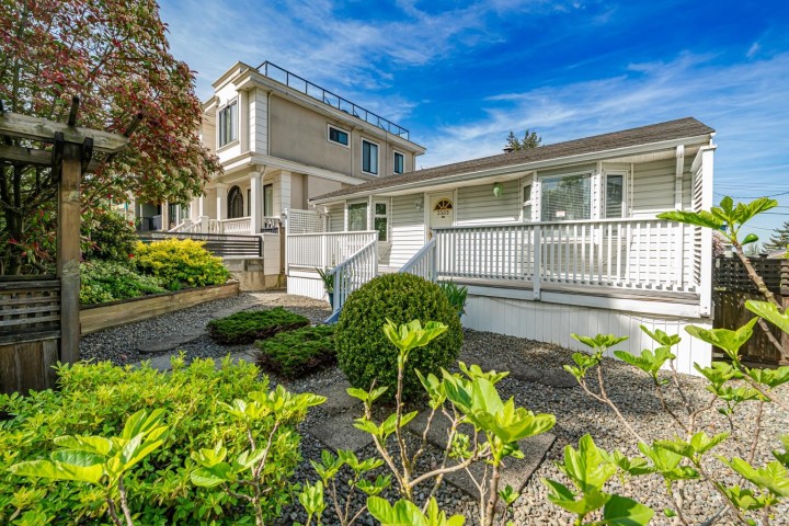 Photo 1 at 3335 Dieppe Drive, Renfrew Heights, Vancouver East