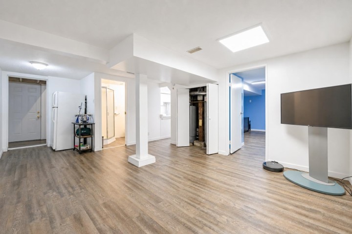 Photo 11 at 3335 Dieppe Drive, Renfrew Heights, Vancouver East