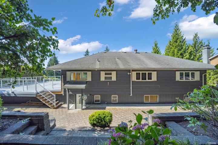 Photo 17 at 2615 Skilift Place, Chelsea Park, West Vancouver