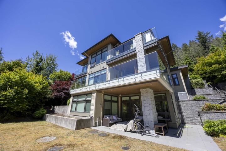 Photo 10 at 2812 Rodgers Creek Lane, Cypress Park Estates, West Vancouver