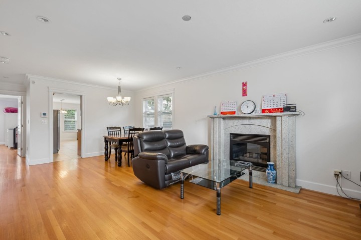 Photo 6 at 3795 Fleming Street, Knight, Vancouver East