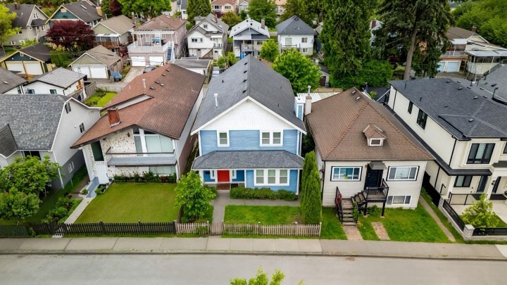 Photo 3 at 3795 Fleming Street, Knight, Vancouver East