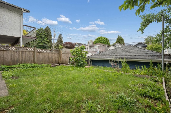 Photo 33 at 3795 Fleming Street, Knight, Vancouver East