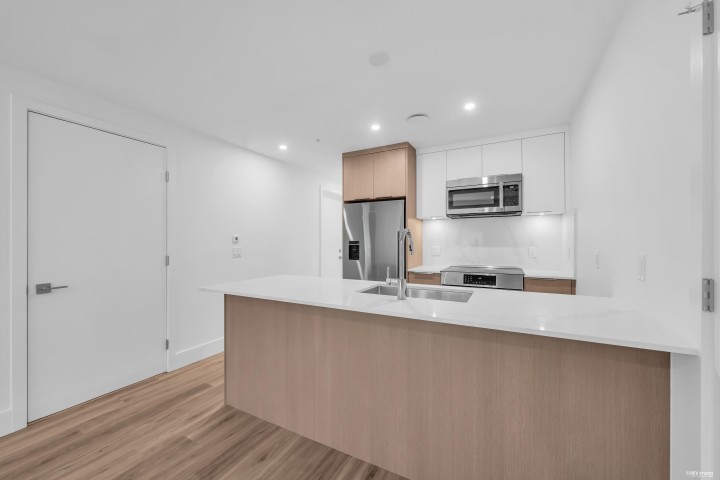 Photo 2 at 104 - 2250 E 1st Avenue, Grandview Woodland, Vancouver East