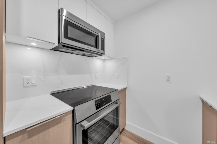 Photo 5 at 104 - 2250 E 1st Avenue, Grandview Woodland, Vancouver East