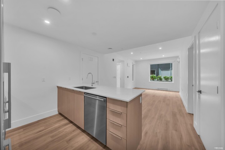 Photo 8 at 104 - 2250 E 1st Avenue, Grandview Woodland, Vancouver East