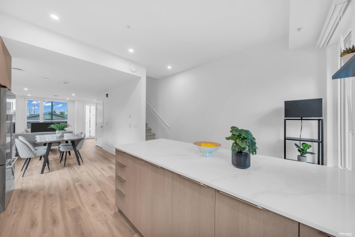 Photo 12 at 1732 Templeton Drive, Grandview Woodland, Vancouver East