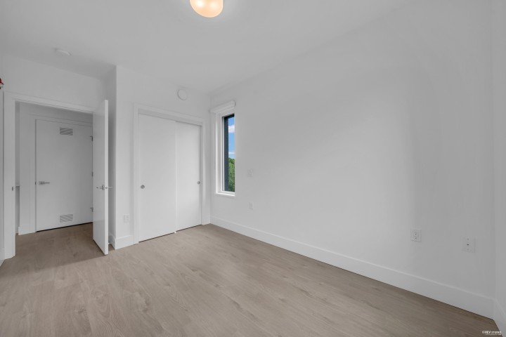 Photo 13 at 309 - 2250 E 1st Avenue, Grandview Woodland, Vancouver East