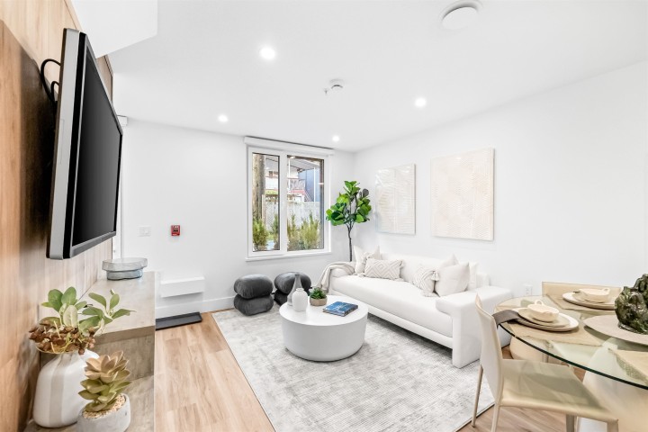 Photo 3 at 153 - 2230 E 1st Avenue, Grandview Woodland, Vancouver East