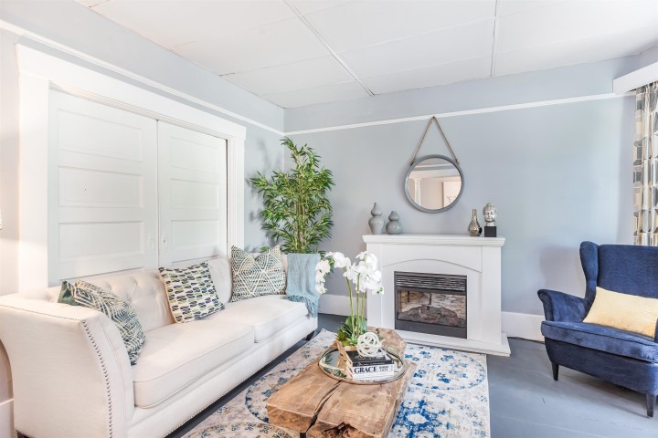 Photo 5 at 136 W 12th Avenue, Mount Pleasant VW, Vancouver West