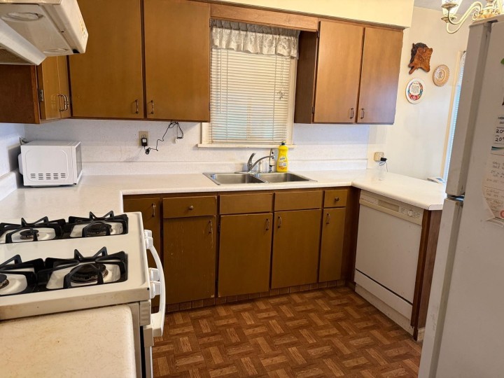 Photo 12 at 3140 E 52nd Avenue, Killarney VE, Vancouver East