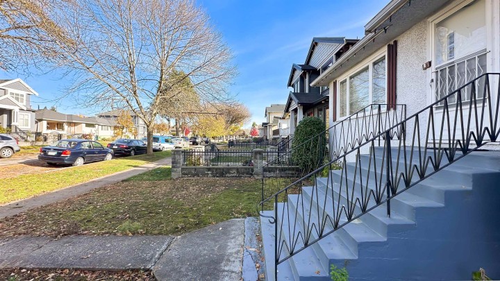 Photo 3 at 3140 E 52nd Avenue, Killarney VE, Vancouver East