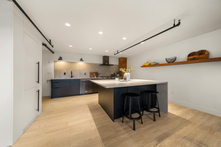 Photo 9 at 47 E Cordova Street, Downtown VE, Vancouver East