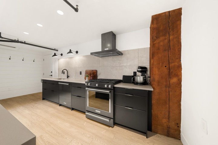 Photo 10 at 47 E Cordova Street, Downtown VE, Vancouver East