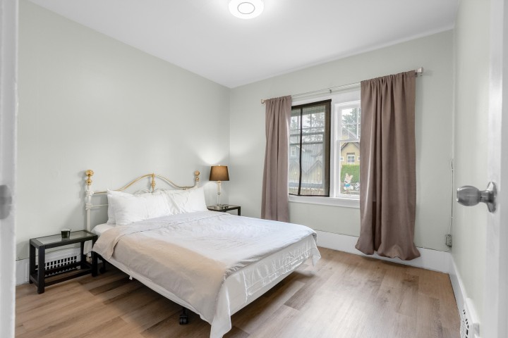 Photo 13 at 3425 W 8th Avenue, Kitsilano, Vancouver West