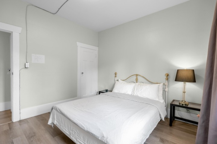 Photo 12 at 3425 W 8th Avenue, Kitsilano, Vancouver West