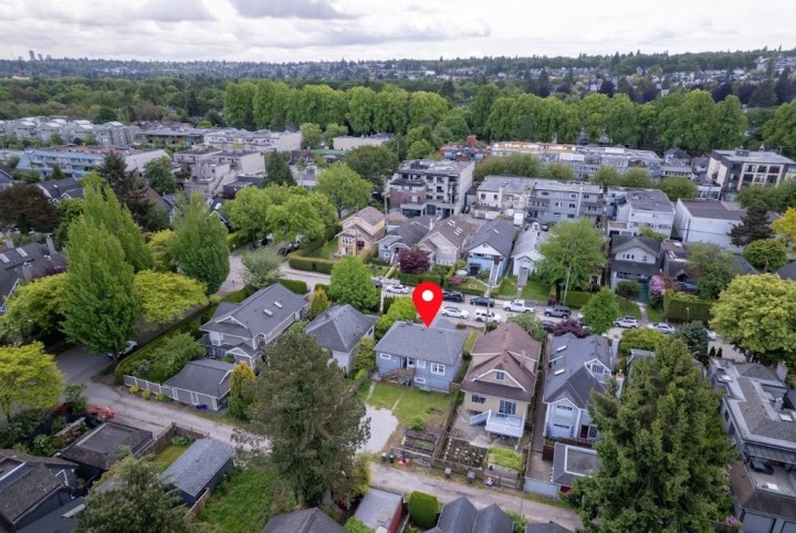 Photo 31 at 3425 W 8th Avenue, Kitsilano, Vancouver West