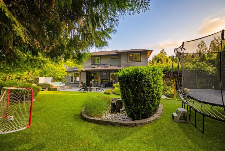 Photo 39 at 1138 Ridgewood Drive, Edgemont, North Vancouver