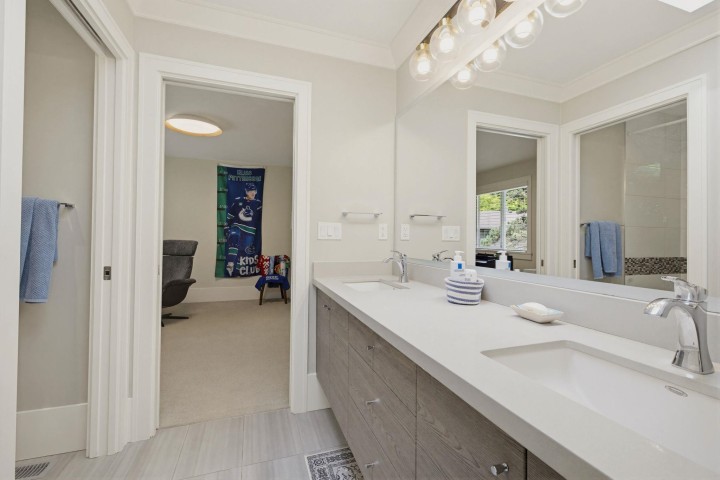 Photo 25 at 1138 Ridgewood Drive, Edgemont, North Vancouver