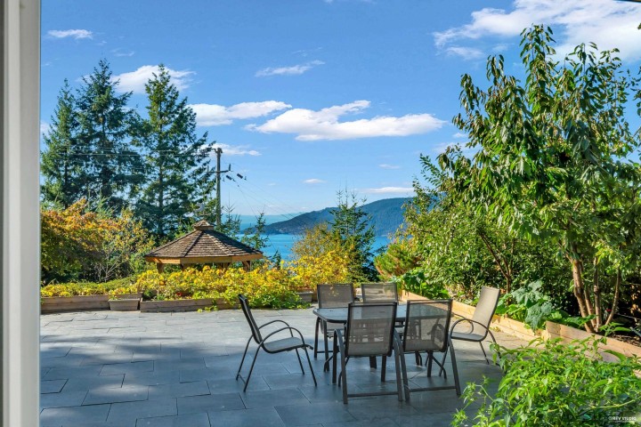 Photo 20 at 4673 Woodburn Road, Cypress Park Estates, West Vancouver