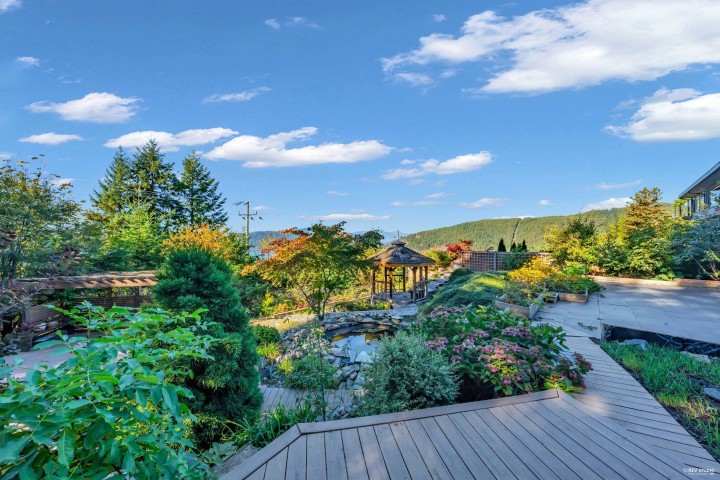 Photo 33 at 4673 Woodburn Road, Cypress Park Estates, West Vancouver