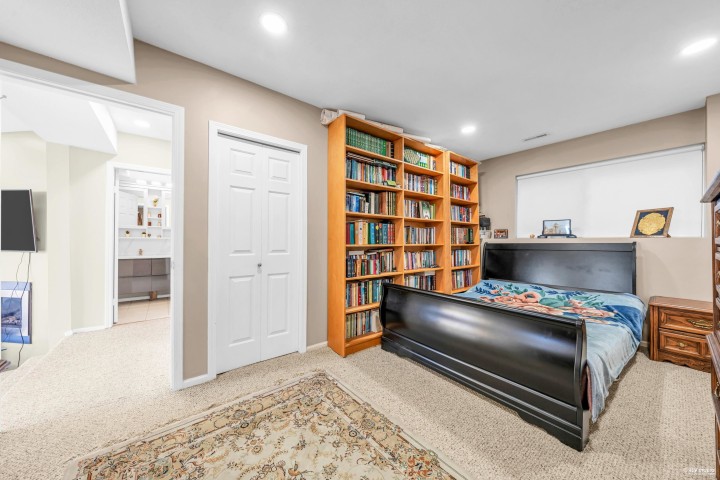 Photo 37 at 4673 Woodburn Road, Cypress Park Estates, West Vancouver