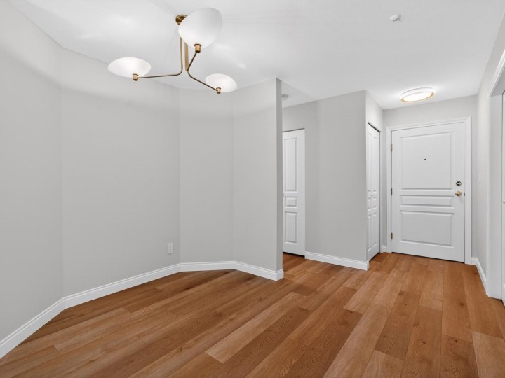 Photo 2 at 109 - 8460 Jellicoe Street, South Marine, Vancouver East