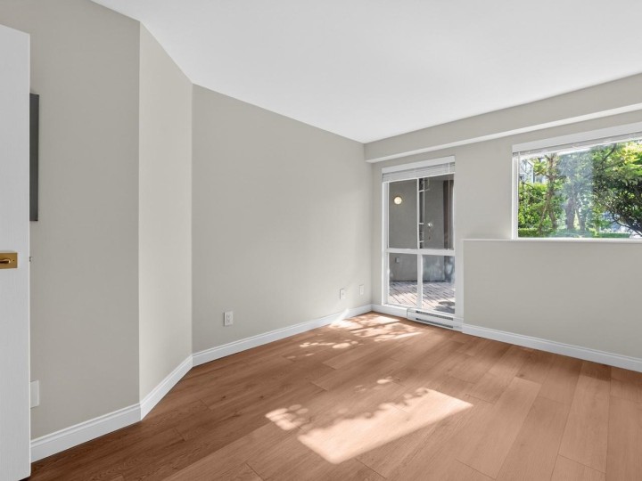 Photo 13 at 109 - 8460 Jellicoe Street, South Marine, Vancouver East