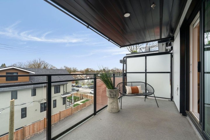 Photo 18 at 311 - 2419 Grant Street, Renfrew VE, Vancouver East
