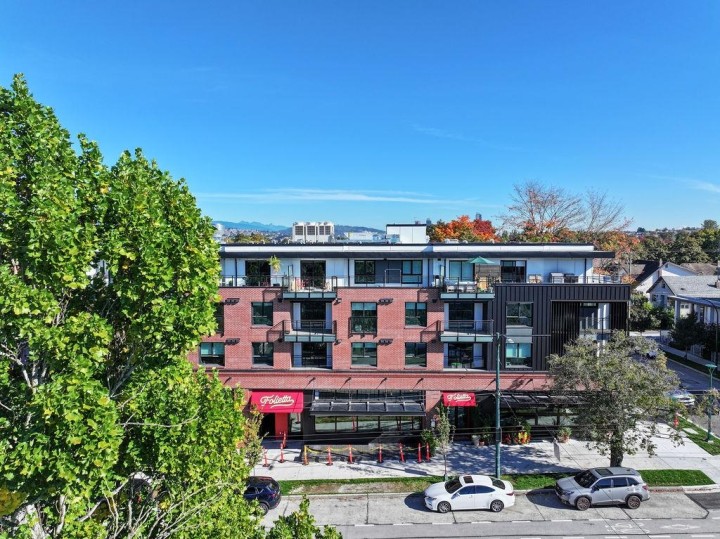 Photo 35 at 311 - 2419 Grant Street, Renfrew VE, Vancouver East