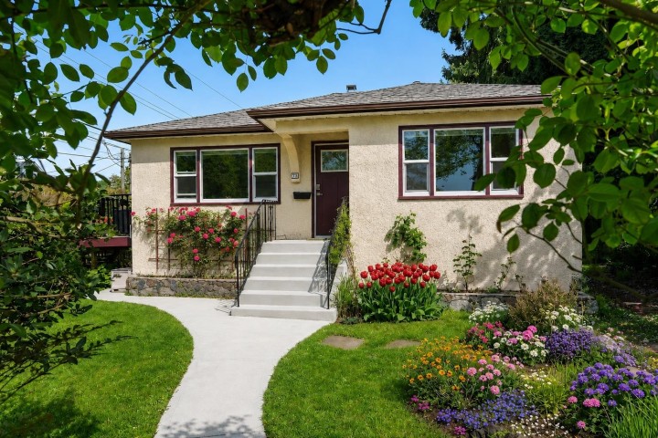 Photo 1 at 38 N Slocan Street, Hastings Sunrise, Vancouver East