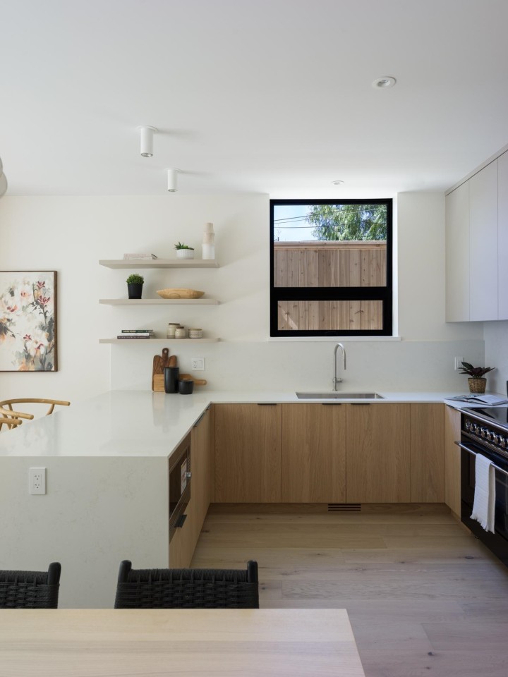Photo 5 at 891 E 21st Avenue, Fraser VE, Vancouver East