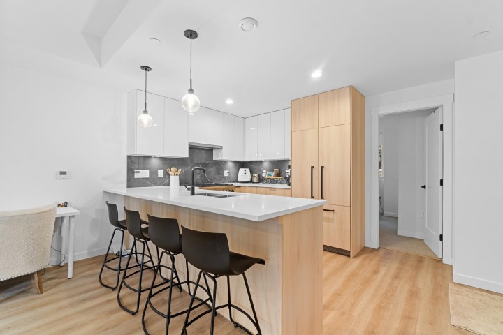Photo 17 at 5 - 237 Ridgeway Avenue, Lower Lonsdale, North Vancouver
