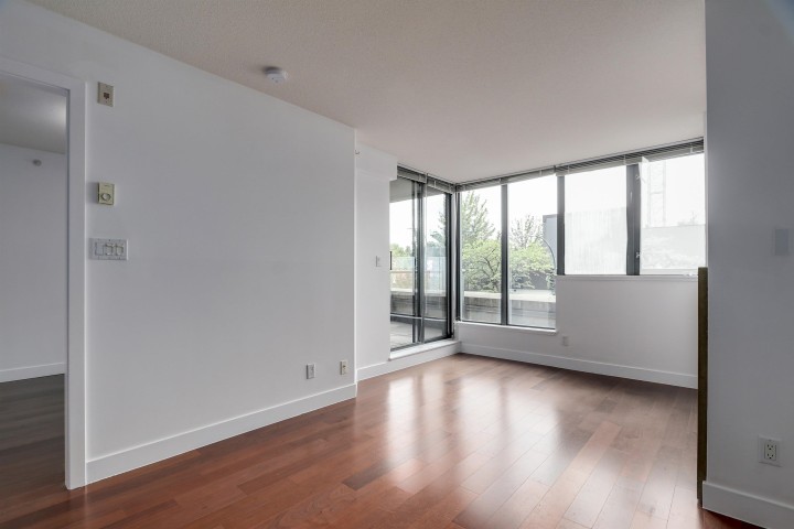 Photo 6 at 221 - 3228 Tupper Street, Cambie, Vancouver West
