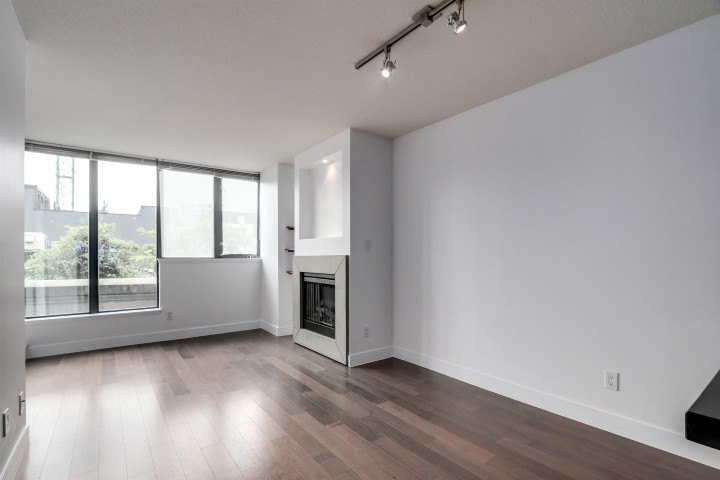 Photo 5 at 221 - 3228 Tupper Street, Cambie, Vancouver West
