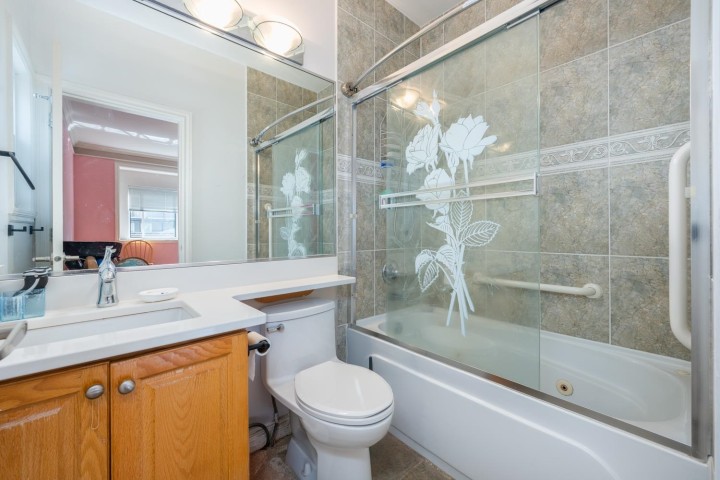 Photo 10 at 5671 Earles Street, Collingwood VE, Vancouver East