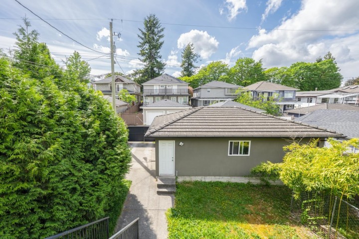 Photo 33 at 5671 Earles Street, Collingwood VE, Vancouver East