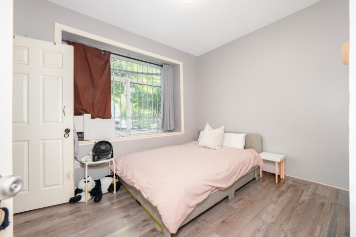 Photo 18 at 5671 Earles Street, Collingwood VE, Vancouver East